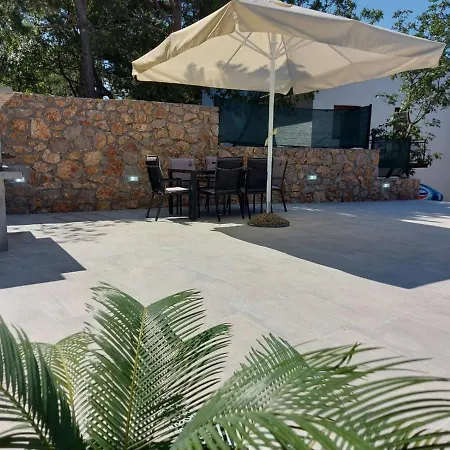 Villa Kuca Za Odmor Sara *