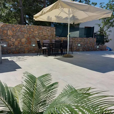 Villa Kuca Za Odmor Sara *